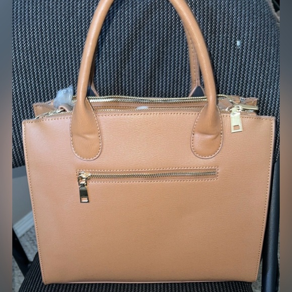 Never been used Bow Tie Bag - Picture 2 of 4